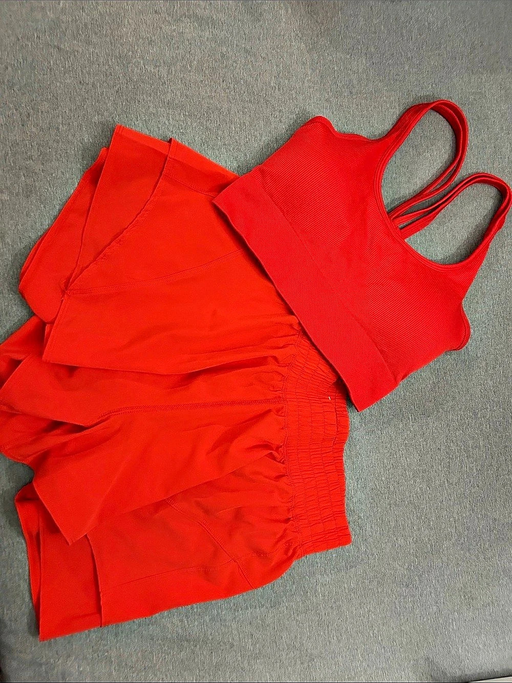 90 Degree by Reflex Seamless Rib Celise Bra Red Medium Like New Set
